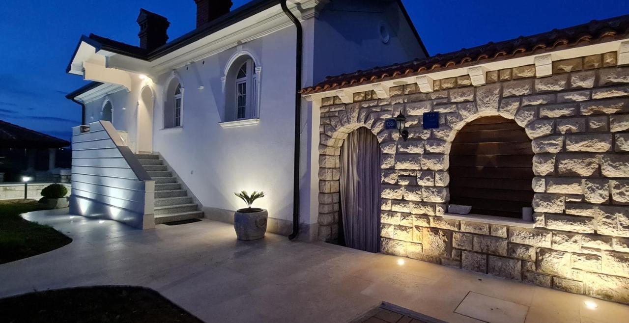 Holiday Apartment Villa Bianca Pazin Eksteriør billede